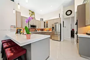 18563 SW 49th St, Miramar, FL 33029 - Photo 9