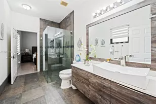 18563 SW 49th St, Miramar, FL 33029 - Photo 17