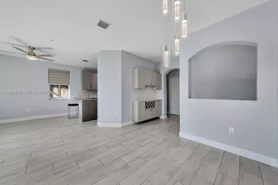 150 Jacaranda Country Club Dr #200, Plantation, FL 33324 - Photo 23