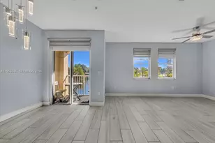 150 Jacaranda Country Club Dr, Plantation, FL 33324 - Photo 27