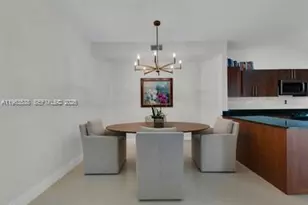 15533 N Miami Lakeway N, Miami Lakes, FL 33014 - Photo 11