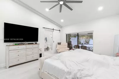 501 NW 78th Way, Plantation, FL 33324 - Photo 11