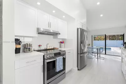 501 NW 78th Way, Plantation, FL 33324 - Photo 21