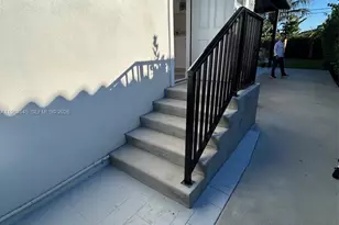 8000 SW 19th St, Miami, FL 33155 - Photo 13