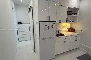 8000 SW 19th St, Miami, FL 33155 - Photo 7