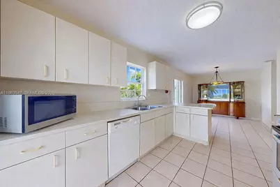 6322 SW 112th Pl, Miami, FL 33173 - Photo 15