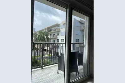 201 180th Dr #201, Sunny Isles Beach, FL 33160 - Photo 5