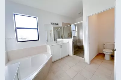 244 NE 210th Way #244, Miami, FL 33179 - Photo 19