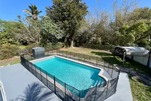 19901 SW 81st Ct, Cutler Bay, FL 33189 - Photo 57