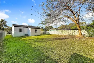 1751 NW 76th St, Miami, FL 33147 - Photo 25