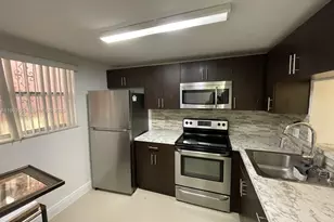 19751 SW 114th Ave, Miami, FL 33157 - Photo 5