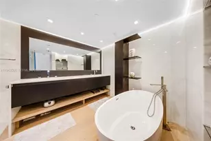 10205 Collins Ave, Bal Harbour, FL 33154 - Photo 29