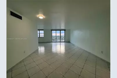 5825 Collins Ave #12B, Miami Beach, FL 33140 - Photo 7