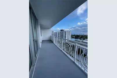 5825 Collins Ave #12B, Miami Beach, FL 33140 - Photo 19