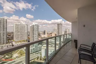 31 SE 5th St, Miami, FL 33131 - Photo 23
