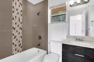 2512 NW 9th Pl, Fort Lauderdale, FL 33311 - Photo 21