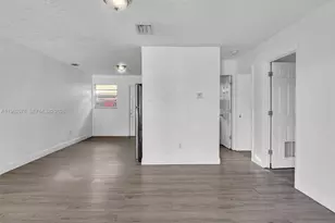 2512 NW 9th Pl, Fort Lauderdale, FL 33311 - Photo 3