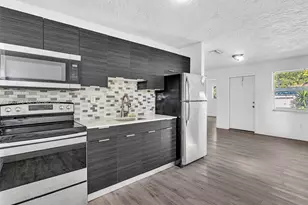 2512 NW 9th Pl, Fort Lauderdale, FL 33311 - Photo 7