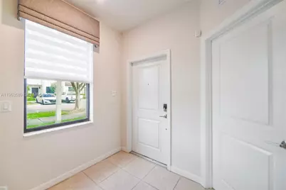 20814 NE 5th Ct #20814, Miami, FL 33179 - Photo 17