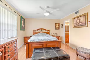 5560 Lakeside Dr, Margate, FL 33063 - Photo 7