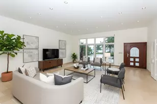 827 N Southlake Dr, Hollywood, FL 33019 - Photo 5