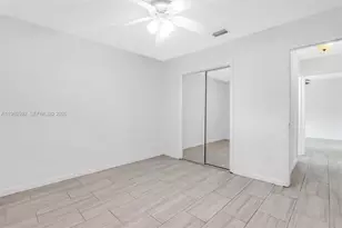 3430 N 65th Ave, Hollywood, FL 33024 - Photo 17