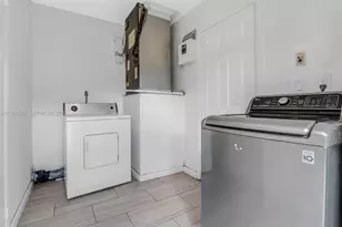 3430 N 65th Ave, Hollywood, FL 33024 - Photo 21