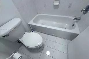 1631 SE 30th St, Homestead, FL 33035 - Photo 9