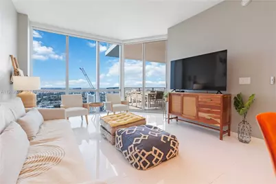 851 NE 1st Ave #3006, Miami, FL 33132 - Photo 1