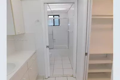 8025 SW 107 Av #321, Miami, FL 33173 - Photo 9