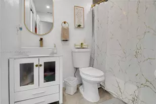 1798 SW 84th Pl, Miramar, FL 33025 - Photo 9