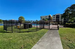 6575 W Oakland Park Blvd, Lauderhill, FL 33313 - Photo 43