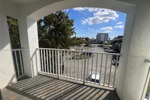 13800 NE 3rd Ct, North Miami, FL 33161 - Photo 13