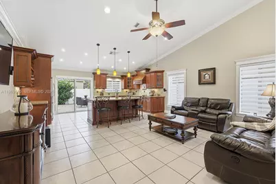 1900 SW 133rd Ave, Miramar, FL 33027 - Photo 9