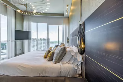 4100 Island Blvd #PH-1, Aventura, FL 33160 - Photo 25