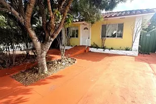 1930 Pierce St, Hollywood, FL 33020 - Photo 3