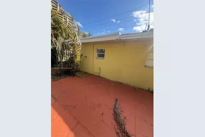 1930 Pierce St, Hollywood, FL 33020 - Photo 9