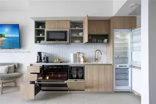 [Address not provided], Miami, FL 33132 - Photo 9