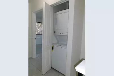 2169 NW 1st Ter #2169, Miami, FL 33125 - Photo 13