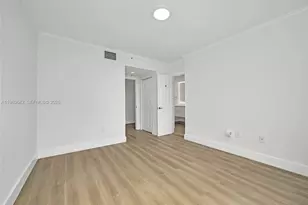 800 Claughton Island Dr, Miami, FL 33131 - Photo 19