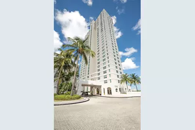 800 Claughton Island Dr #905, Miami, FL 33131 - Photo 3