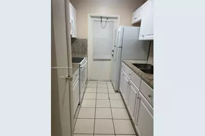 1450 Atlantic Shores Blvd #304, Hallandale Beach, FL 33009 - Photo 1