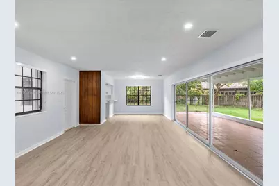 9315 SW 72nd Ave, Pinecrest, FL 33156 - Photo 9