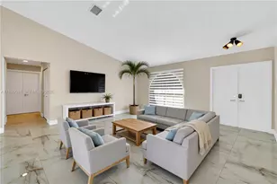 10425 NW 48th Manor, Coral Springs, FL 33076 - Photo 5