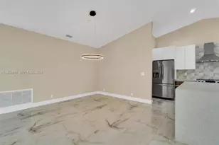 10425 NW 48th Manor, Coral Springs, FL 33076 - Photo 19