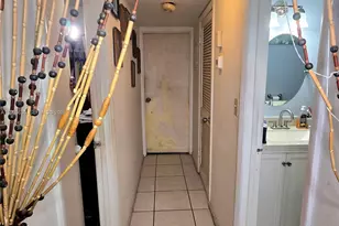 940 NE 199th St, Miami, FL 33179 - Photo 11