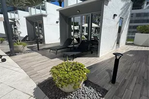 851 NE 1st Ave, Miami, FL 33132 - Photo 7