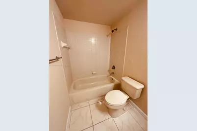 204 Belmont Ln #102, North Lauderdale, FL 33068 - Photo 13