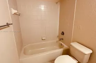 204 Belmont Ln, North Lauderdale, FL 33068 - Photo 13