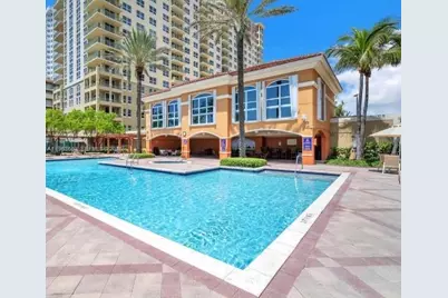[Address not provided], Hallandale Beach, FL 33009 - Photo 7